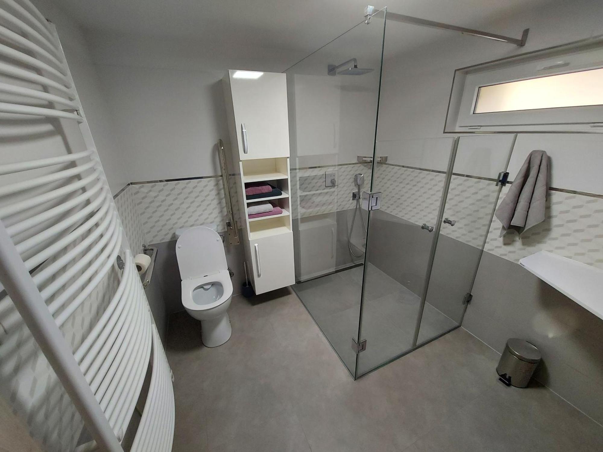 U Mna Doma Apartman Lucatő Kültér fotó